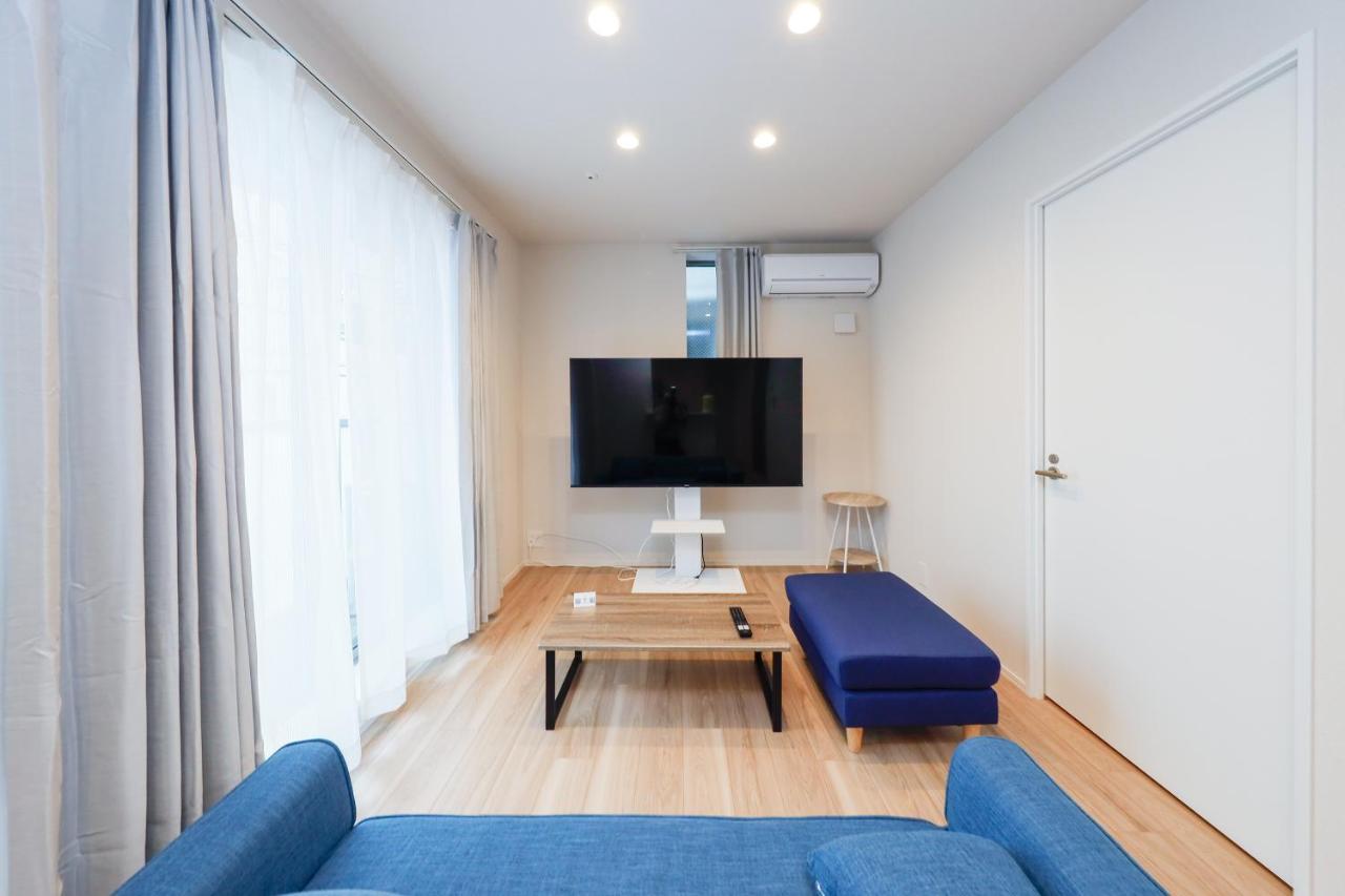 Higashi Komagata House * Tokio
